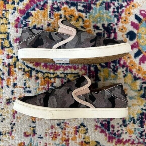 Olukai Womens Pehuea Pa’i Convertible Slip On Sneakers Size 7.5 Pink Camo - Picture 5 of 9